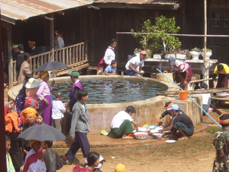 Travel - Myanmar - Kalaw Shan - Monks Enter The Monastery